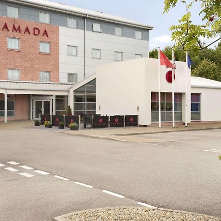 Ramada Wakefield Hotel Exterior foto