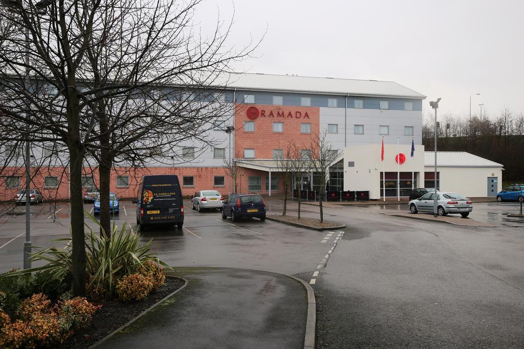 Ramada Wakefield Hotel Exterior foto