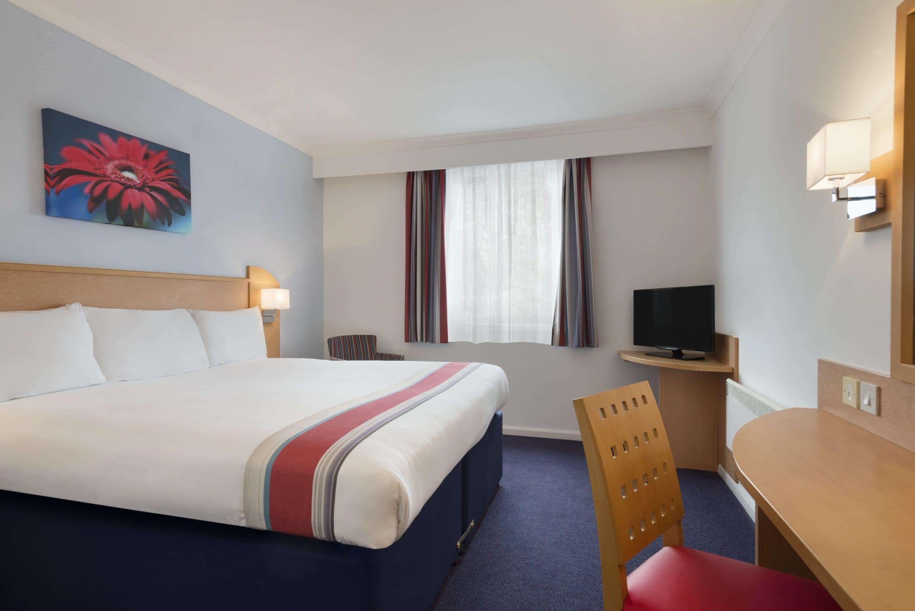 Ramada Wakefield Hotel Exterior foto